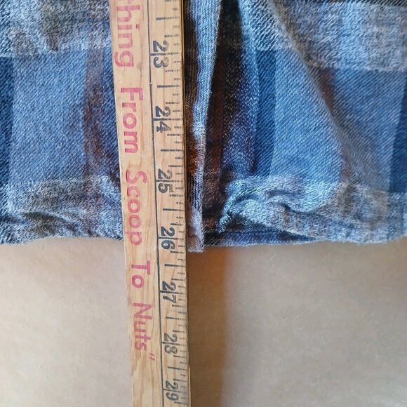 Keren Hart Flannel Button Up Shirt Long Sleeve Plaid 100% Cotton Gray L Country - Picture 8 of 8